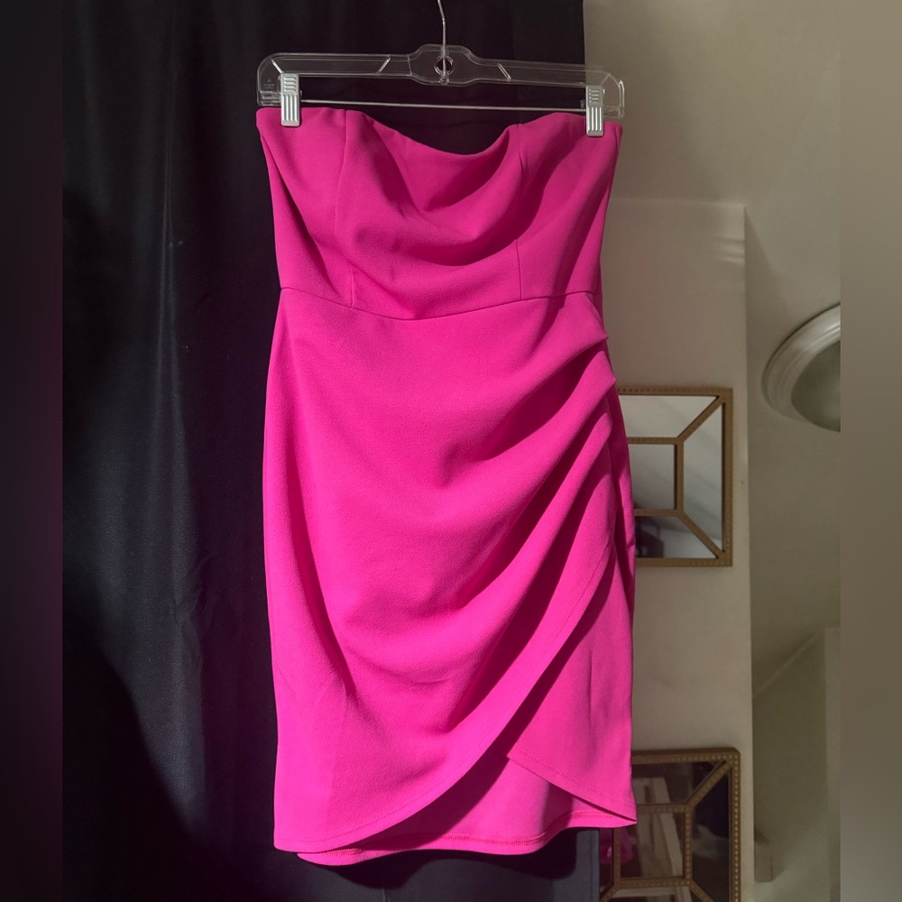 Elegant Pink Strapless Dress